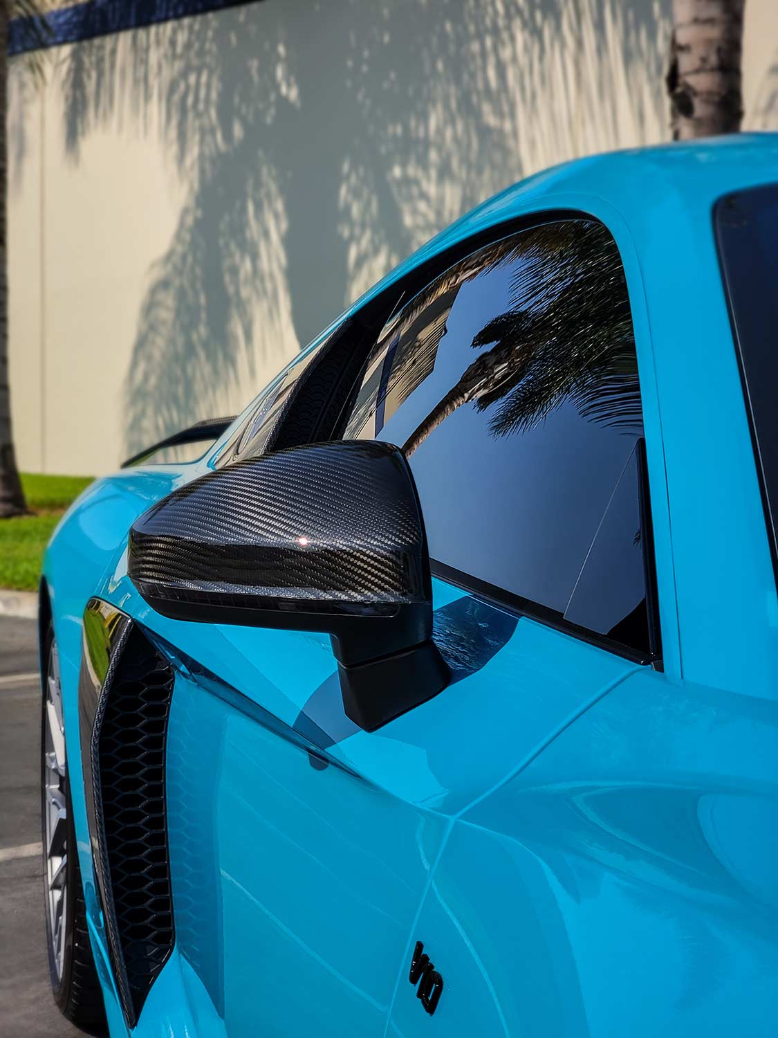 2019-audi-r8-miami-blue-ceramic-window-tint