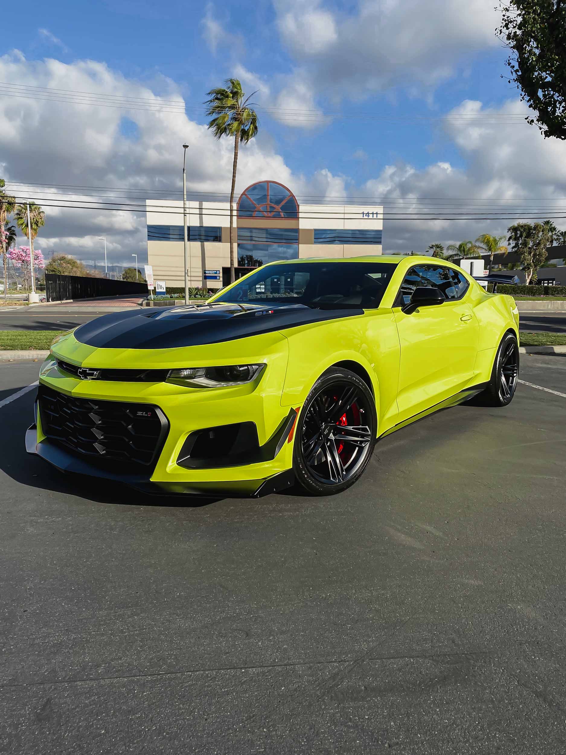 highlighter-yellow-camaro-zl1