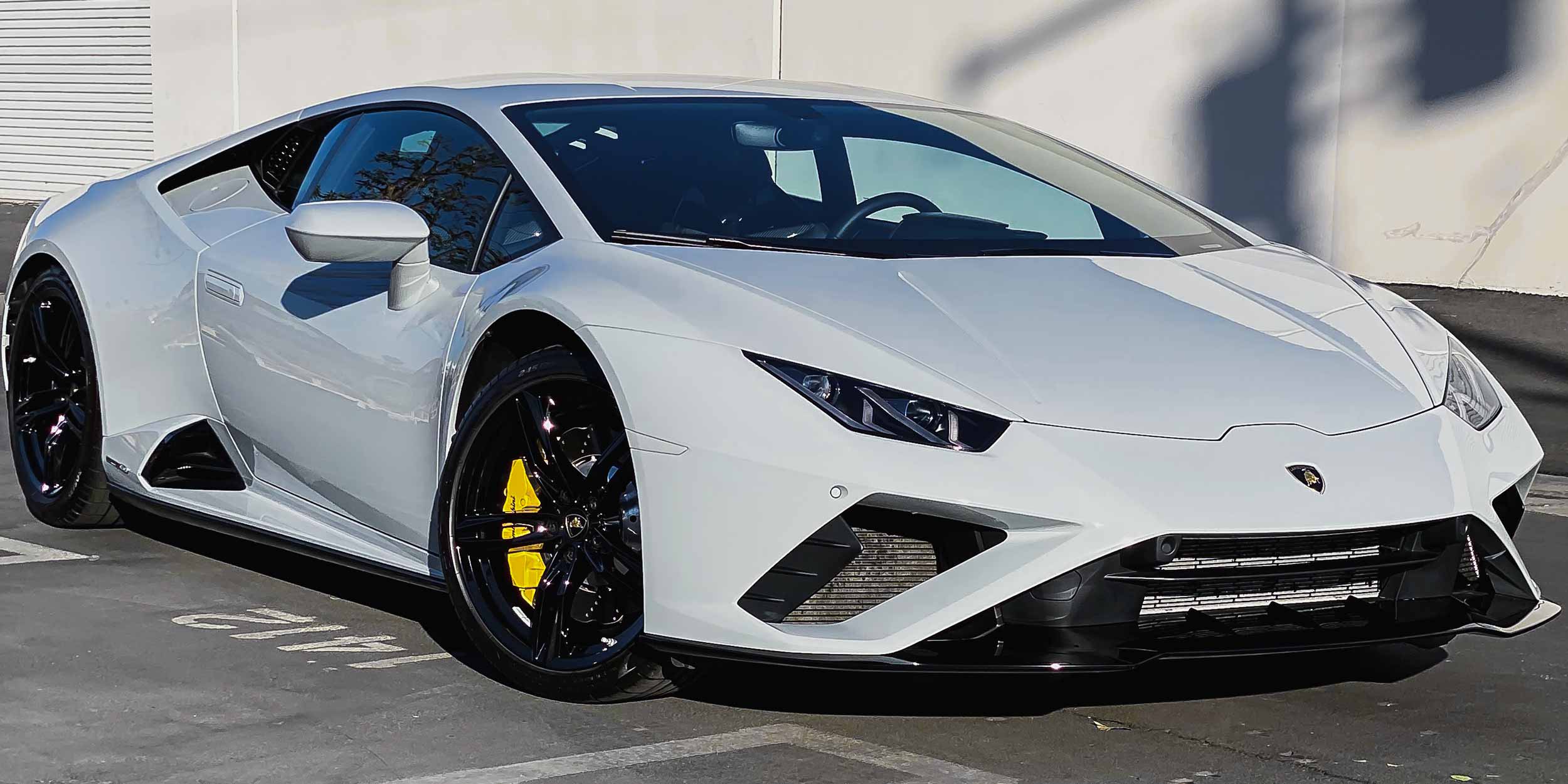 grey-lamborghini-huracan-evo